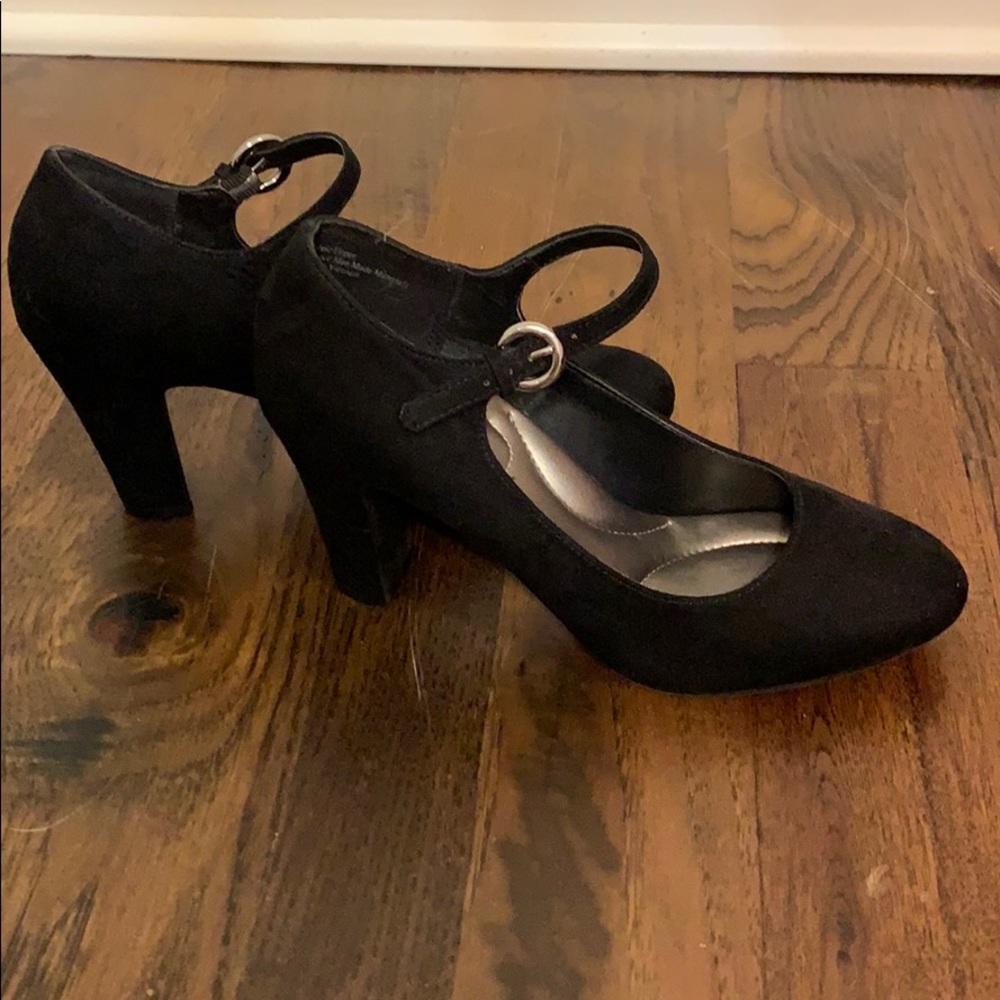 Kelly & Katie Black Heels